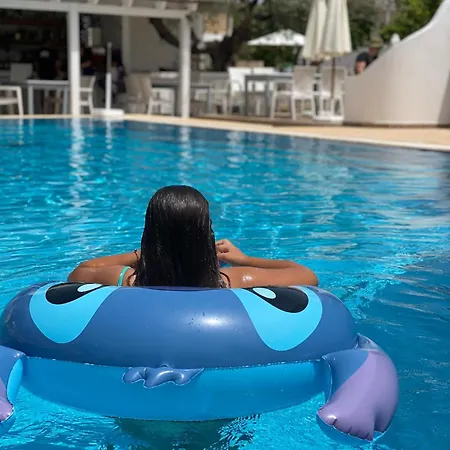 Athena アパートホテル 3*