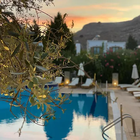 Aparthotel Athena