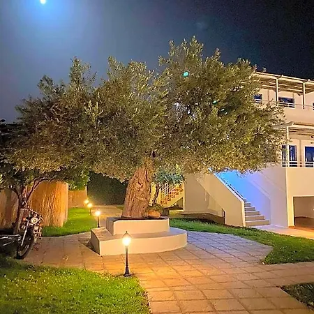 Athena 3* Lindos (Rhodes)